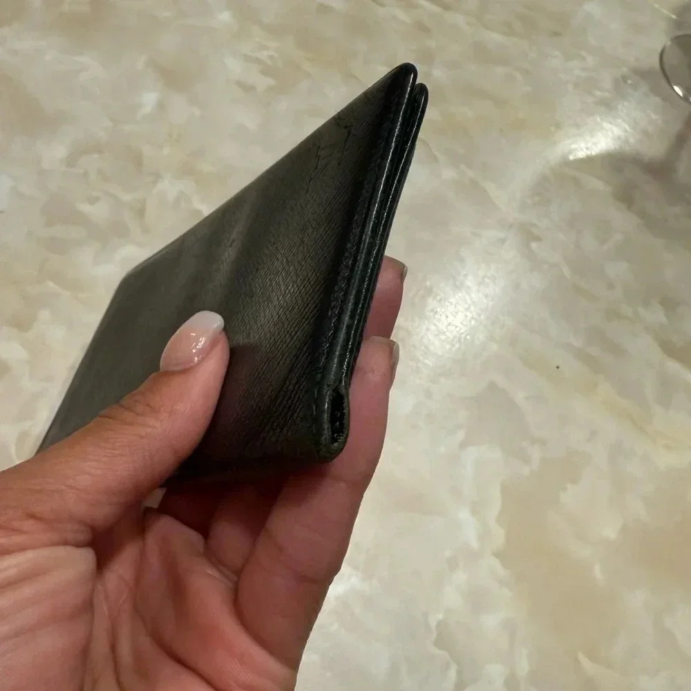 💯 Authentic Louis Vuitton Taiga Leather Long Wallet (175)
